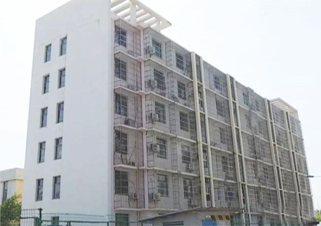 中國(guó)海南省洋浦技工學(xué)校學(xué)生公寓樓